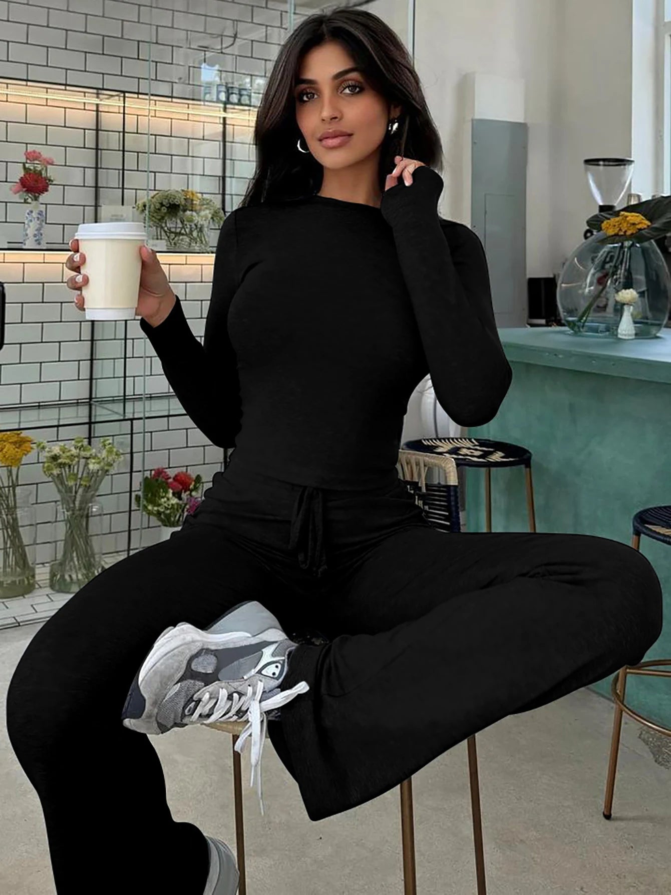 Women’S Casual 2 Piece Pants Set Long Sleeves Bodycon Crop Top and Drawstring Flare Pants Matching Set Streetwear Autumn