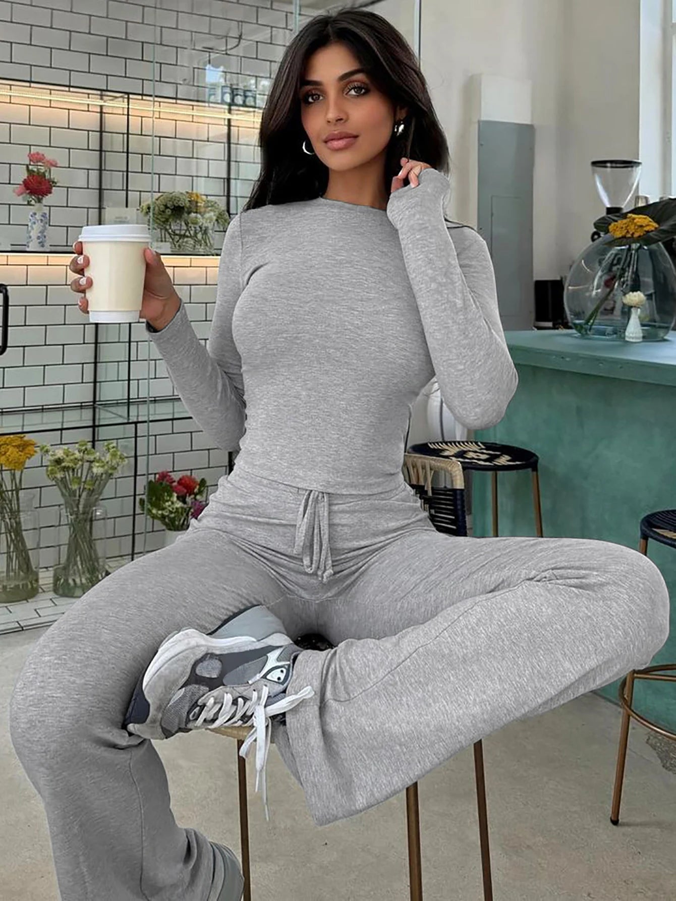 Women’S Casual 2 Piece Pants Set Long Sleeves Bodycon Crop Top and Drawstring Flare Pants Matching Set Streetwear Autumn